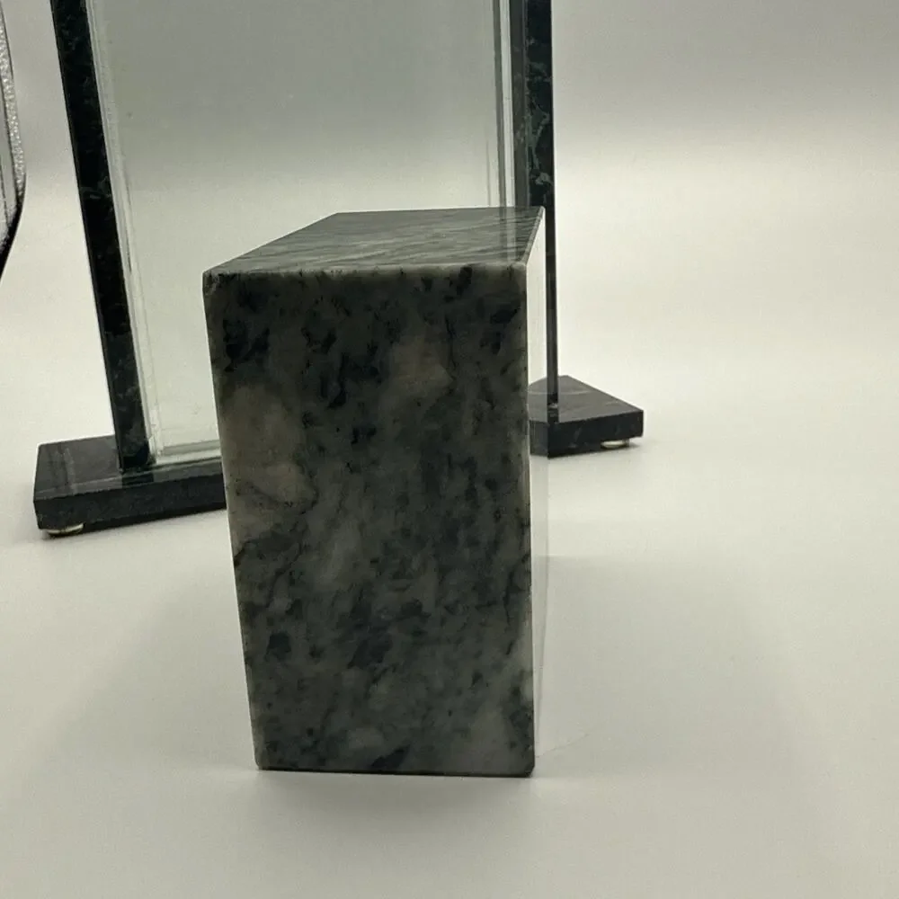 VTG Gucci Italy Green Marble Acrylic Vase Insert Sign Block Board Display Desk
